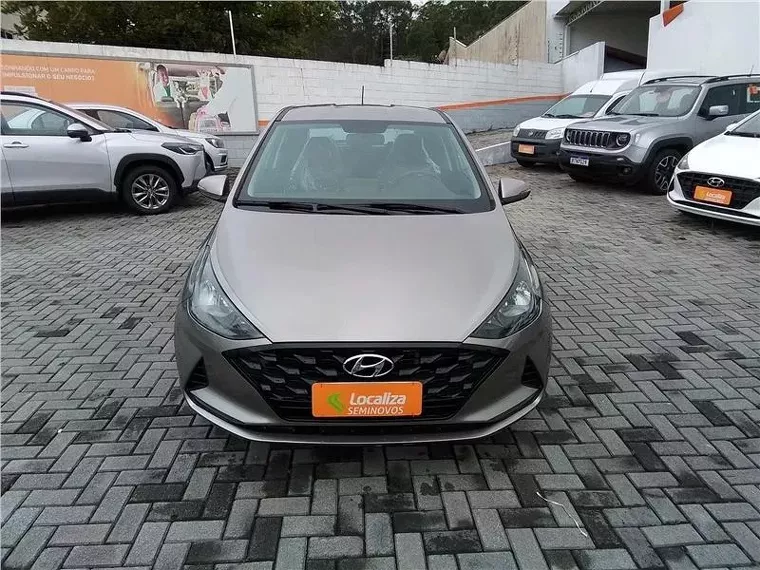 Hyundai HB20 Prata 7