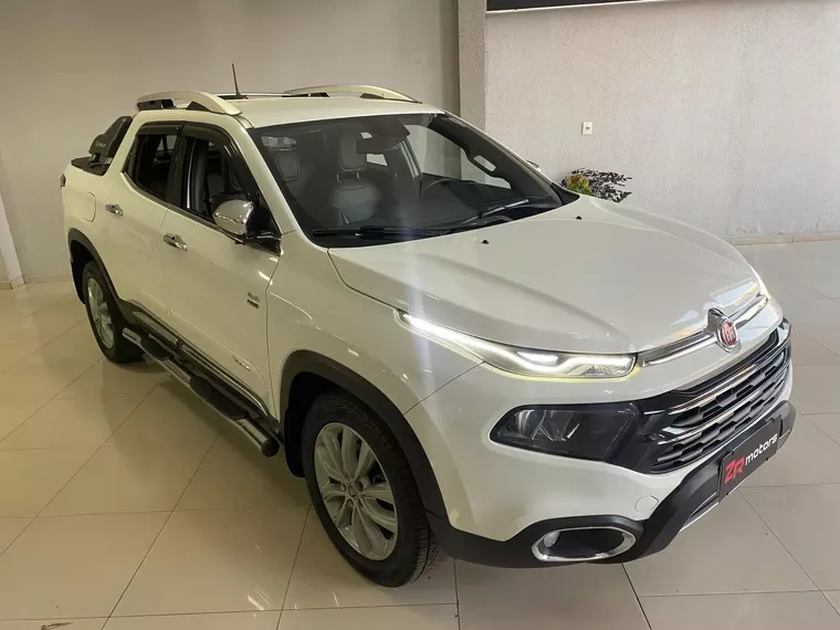 Fiat Toro Branco 1