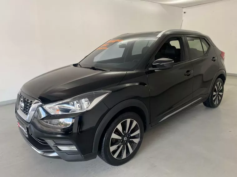 Nissan Kicks Preto 2