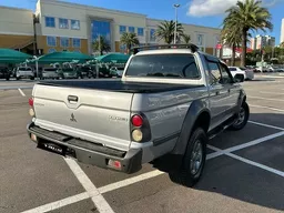 Mitsubishi L200 Outdoor
