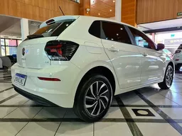 Volkswagen Polo Sedan