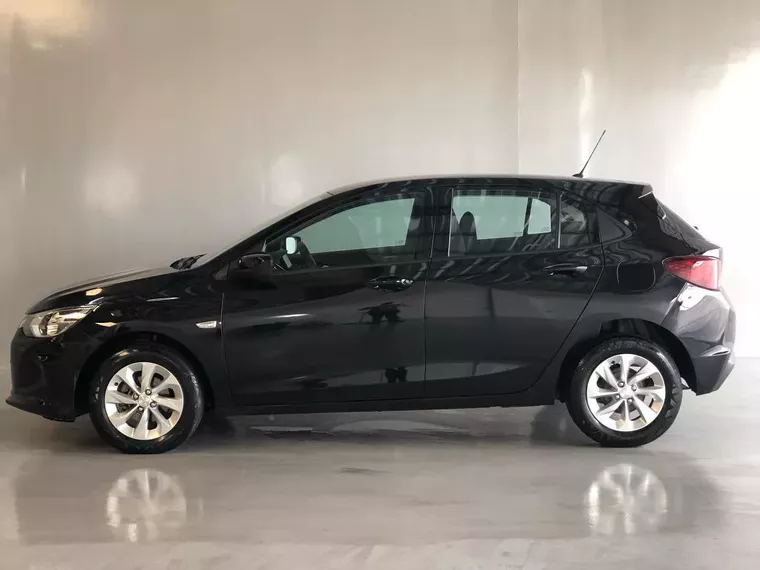 Chevrolet Onix Preto 12