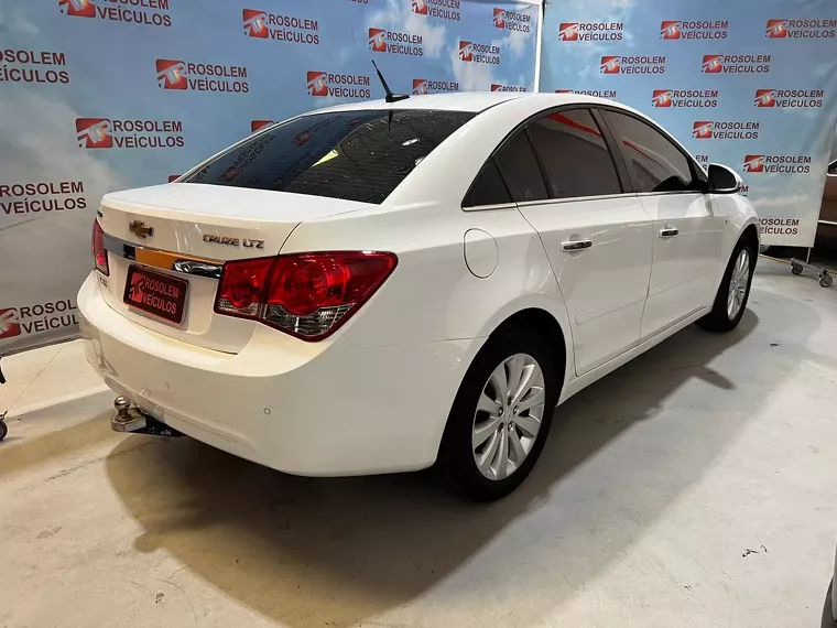 Chevrolet Cruze Branco 4