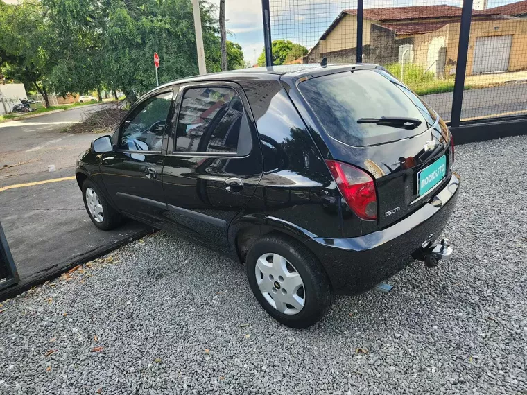 Chevrolet Celta Preto 6