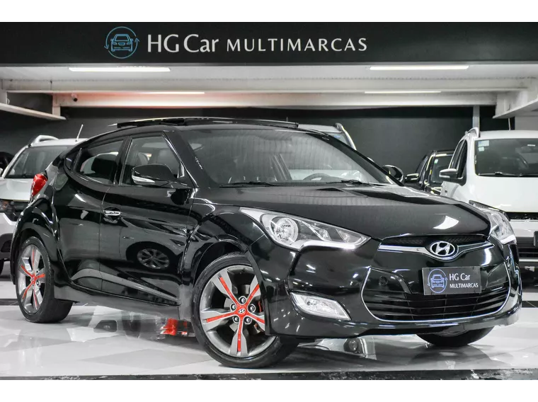 Hyundai Veloster Preto 18