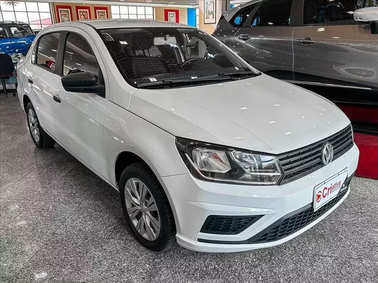 Volkswagen Voyage Branco 3