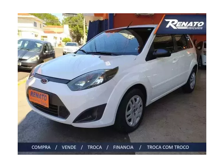 Ford Fiesta Branco 7