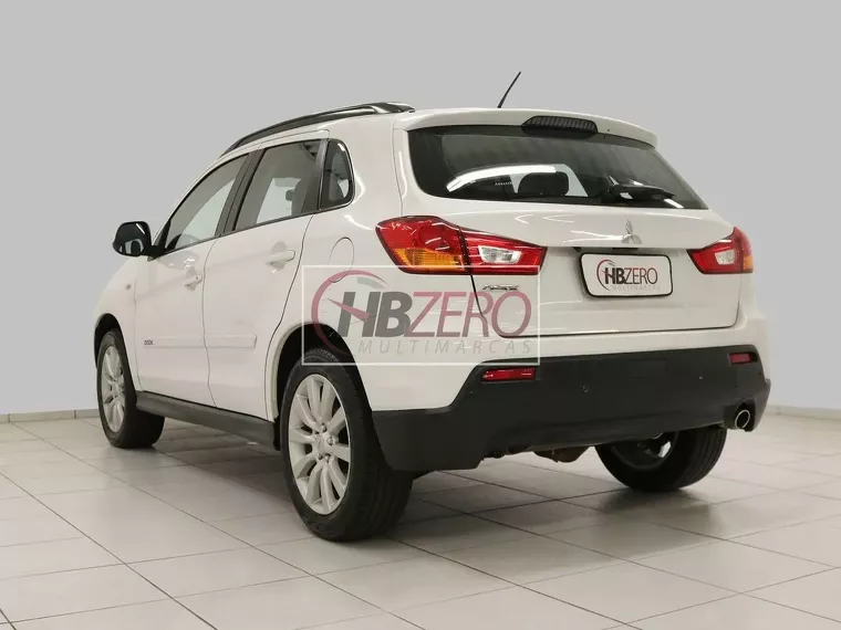 Mitsubishi ASX Branco 6