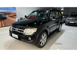 Mitsubishi Pajero Full