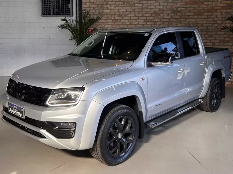 Volkswagen Amarok Cinza 1