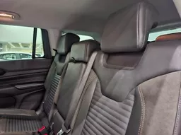 Jeep Commander