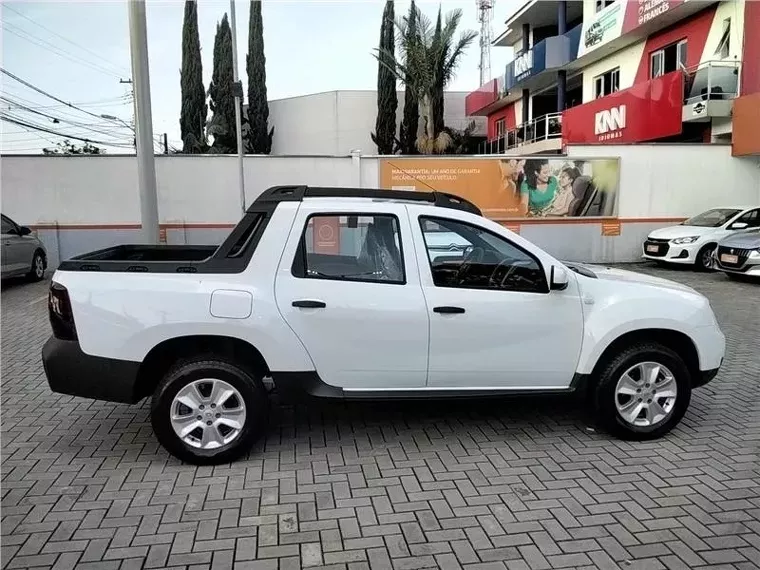 Renault Duster Oroch Branco 3