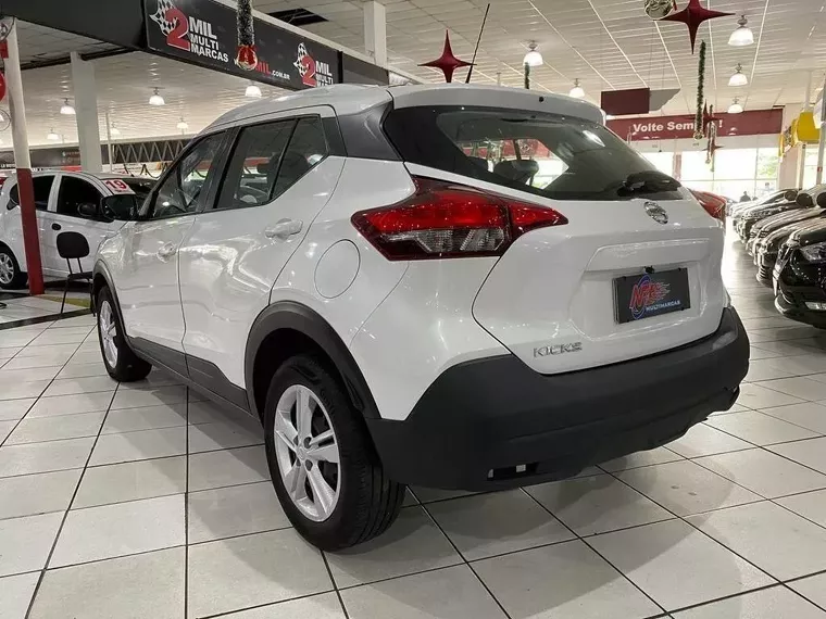 Nissan Kicks Branco 10