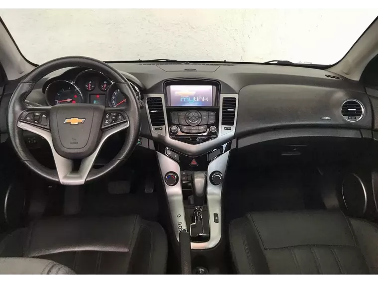 Chevrolet Cruze Preto 9