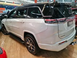 Jeep Commander