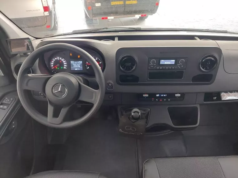 Mercedes-benz Sprinter Branco 37