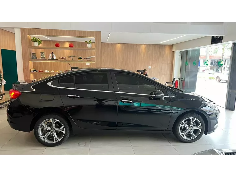 Chevrolet Cruze Preto 19