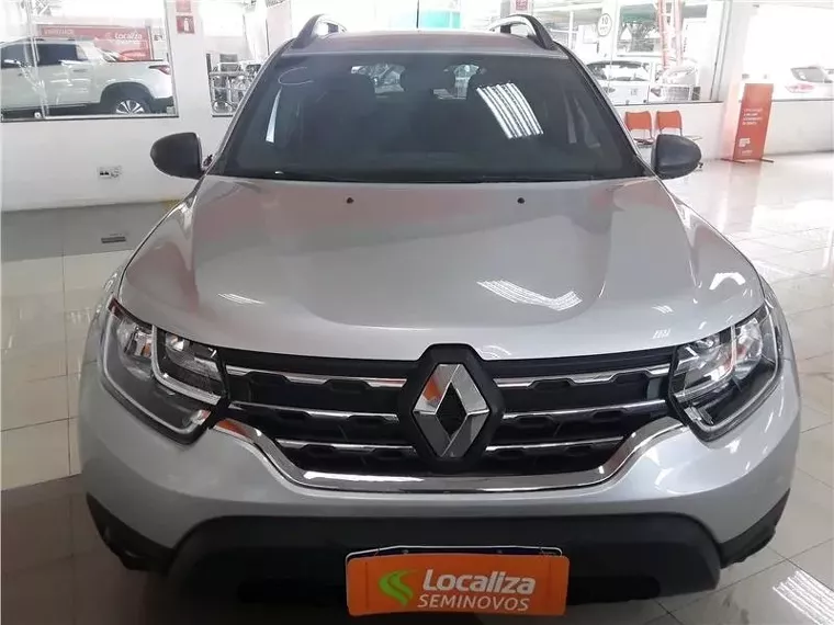 Renault Duster Prata 10