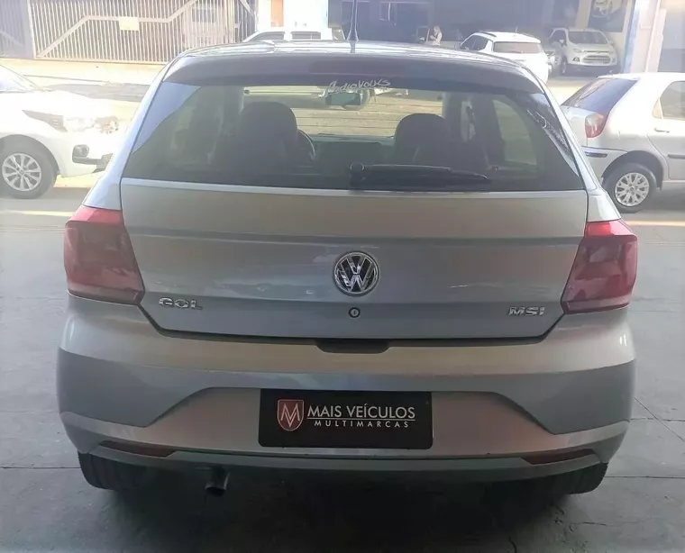 Volkswagen Gol Prata 6