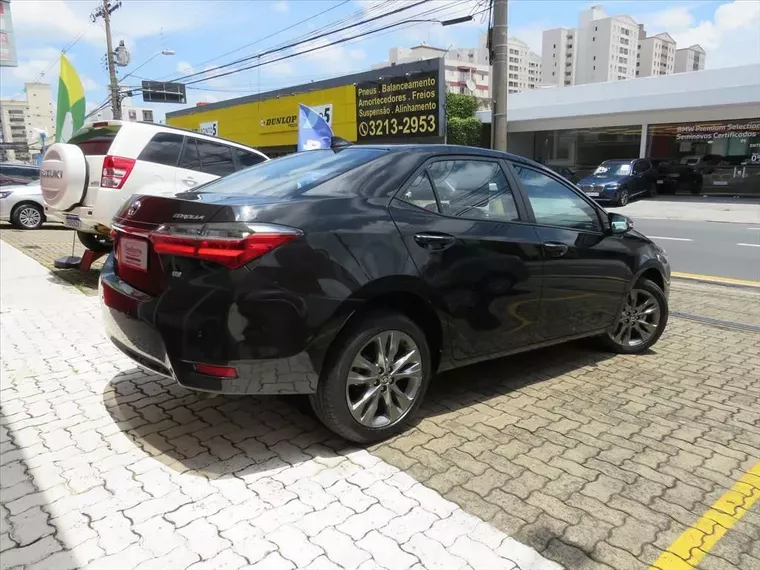 Toyota Corolla Preto 8