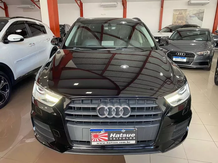 Audi Q3 Preto 5