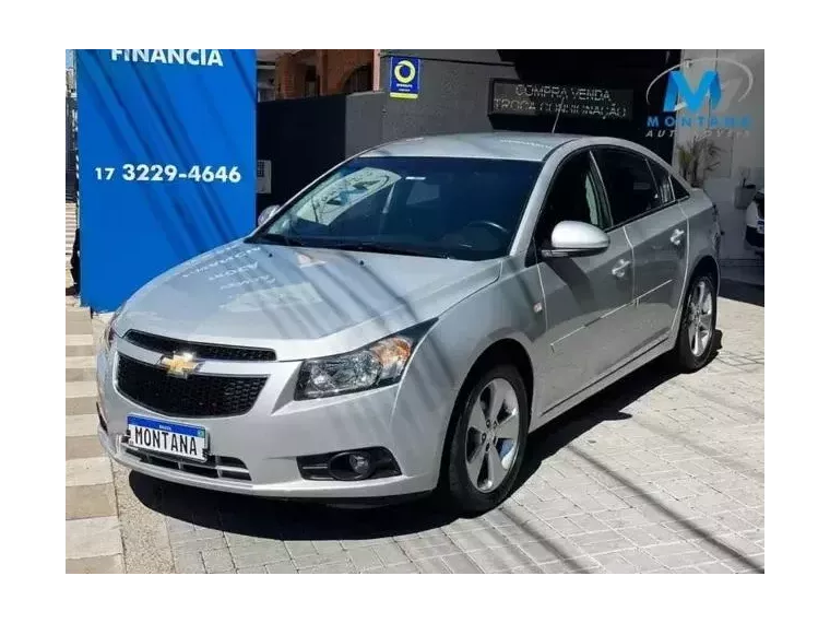 Chevrolet Cruze Prata 4