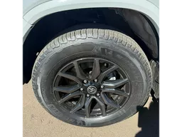 Toyota Hilux SW4