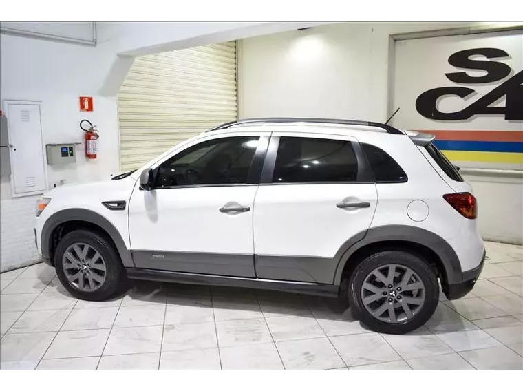 Mitsubishi ASX Branco 8