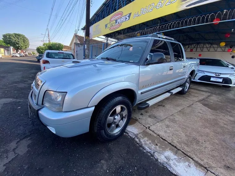 Chevrolet S10 Prata 1