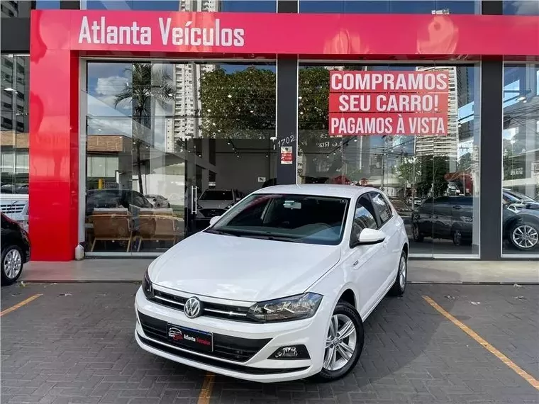 Volkswagen Polo Hatch Branco 14