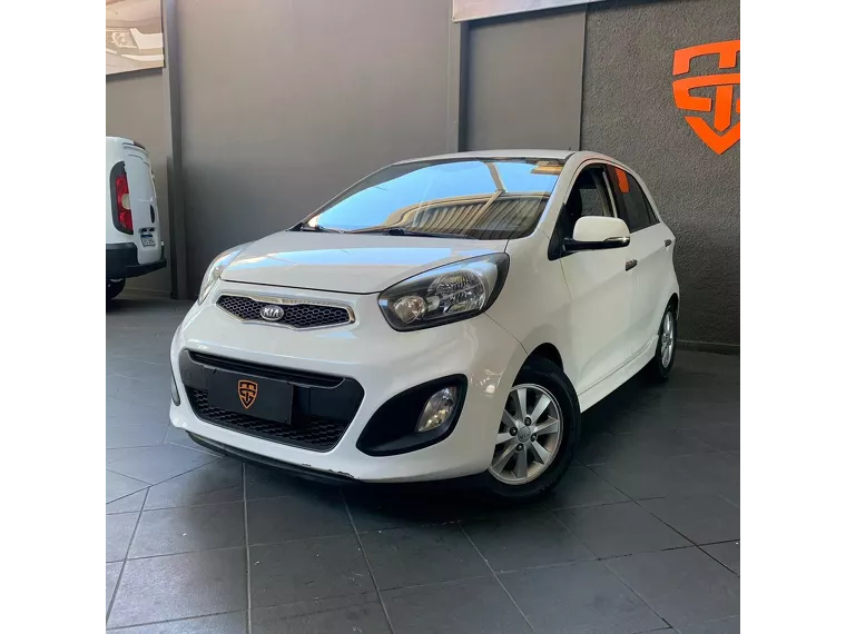 KIA Picanto Branco 1