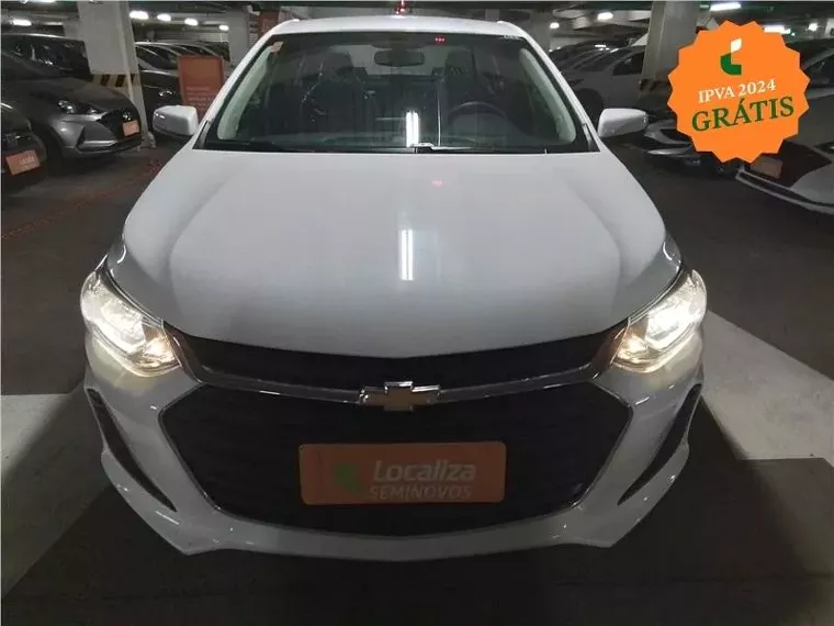 Chevrolet Onix Branco 7