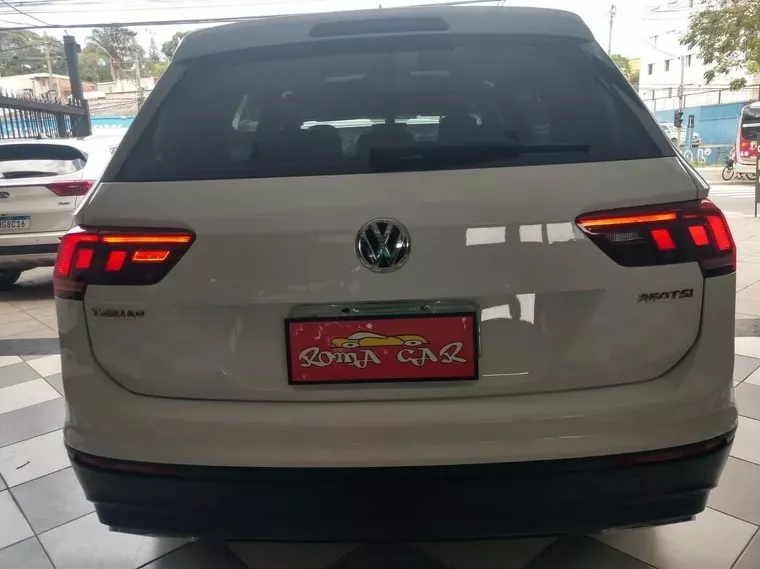 Volkswagen Tiguan Branco 3