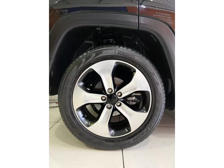 Jeep Compass Preto 14