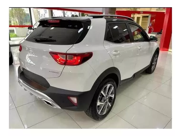 KIA Stonic Cinza 4