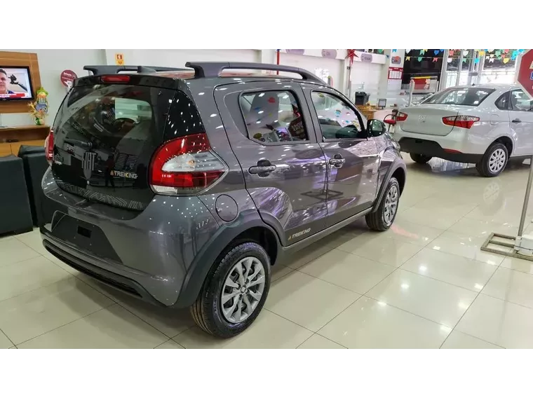 Fiat Mobi Cinza 10