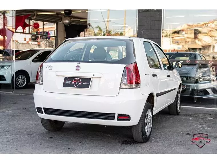 Fiat Palio Branco 2