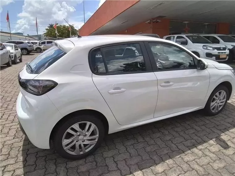 Peugeot 208 Branco 3