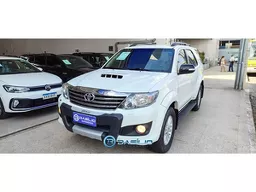 Toyota Hilux SW4