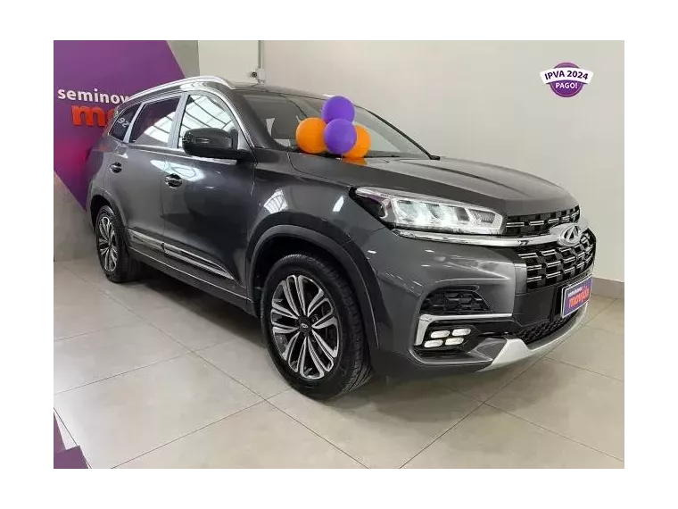 Chery Tiggo 8 Cinza 1