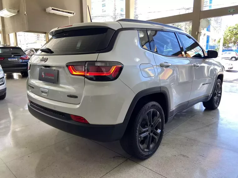 Jeep Compass Branco 10