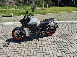 MT-09