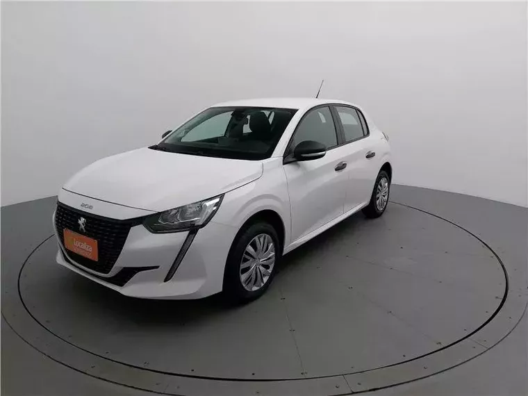 Peugeot 208 Branco 17