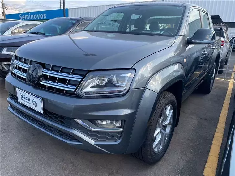 Volkswagen Amarok Cinza 3