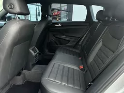 Volkswagen Taos