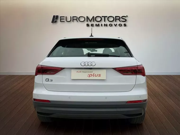 Audi Q3 Branco 6