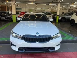 BMW 320i