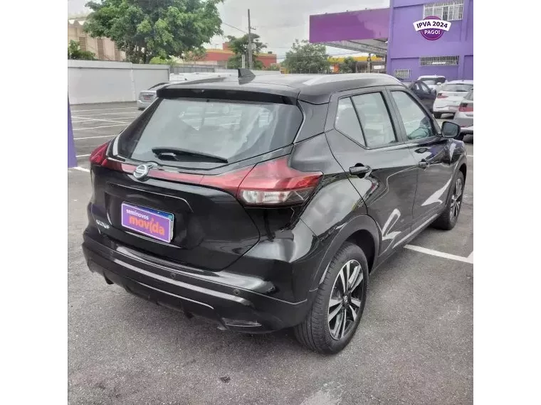 Nissan Kicks Preto 2