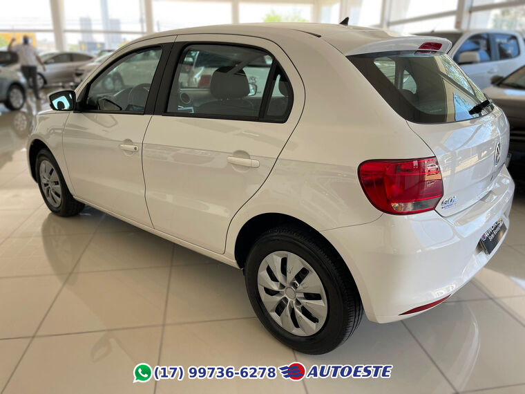 Volkswagen Gol Branco 9