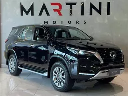 Toyota Hilux SW4